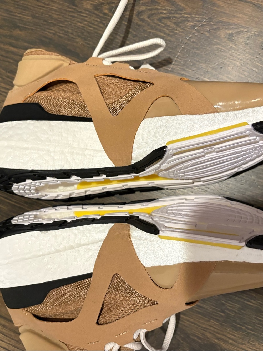 Stella McCartney Tan and White Athletic Sneakers - Picture 8 of 16